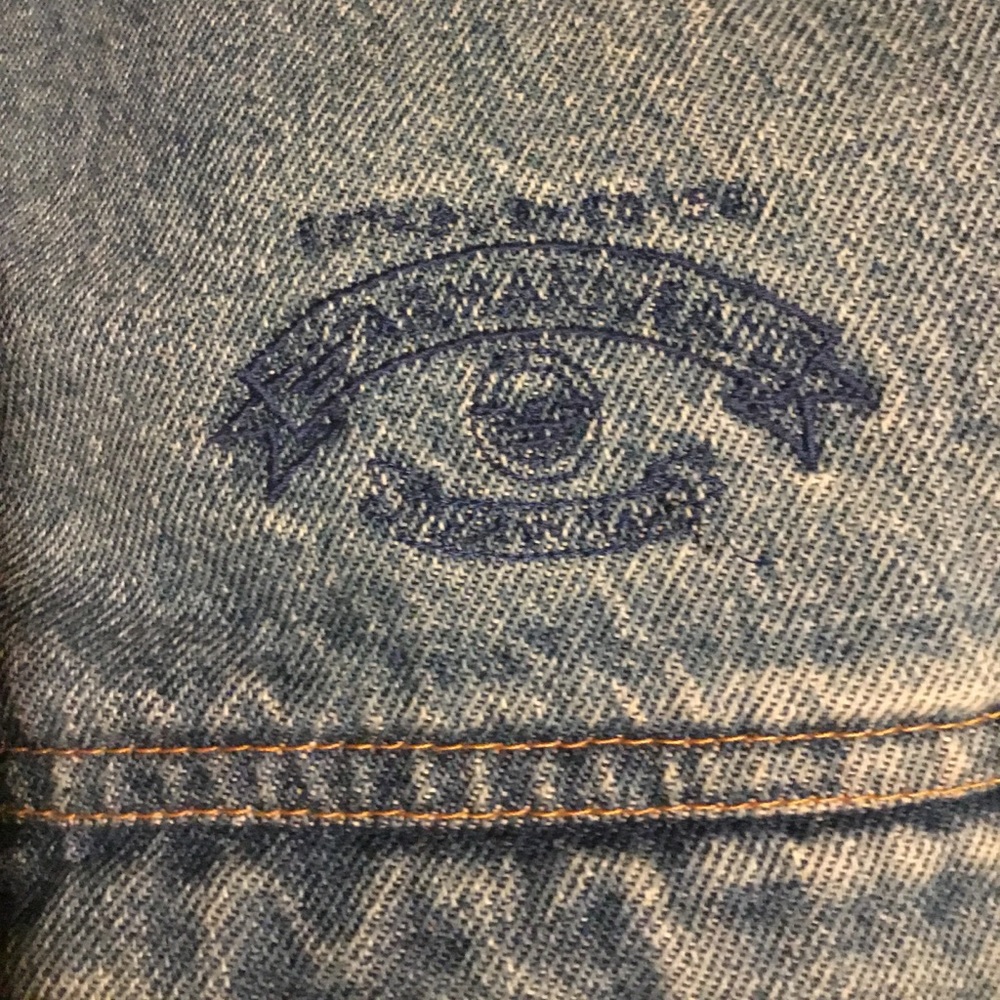 Authentic Armani Jean Jacket. Size L - Picture 3 of 4